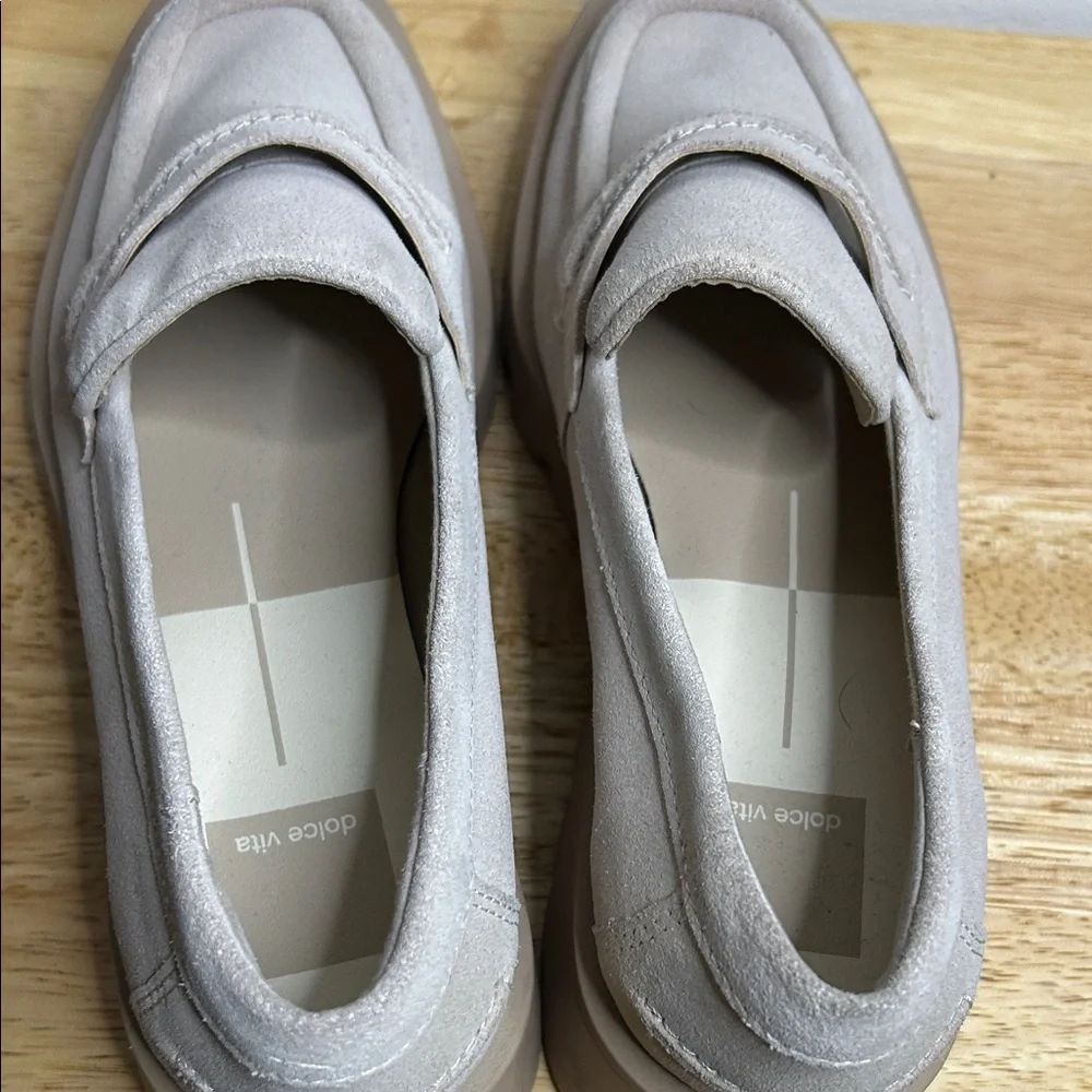 Dolce Vita Cream- Size 6.5 Suede Loafers - Picture 7 of 10
